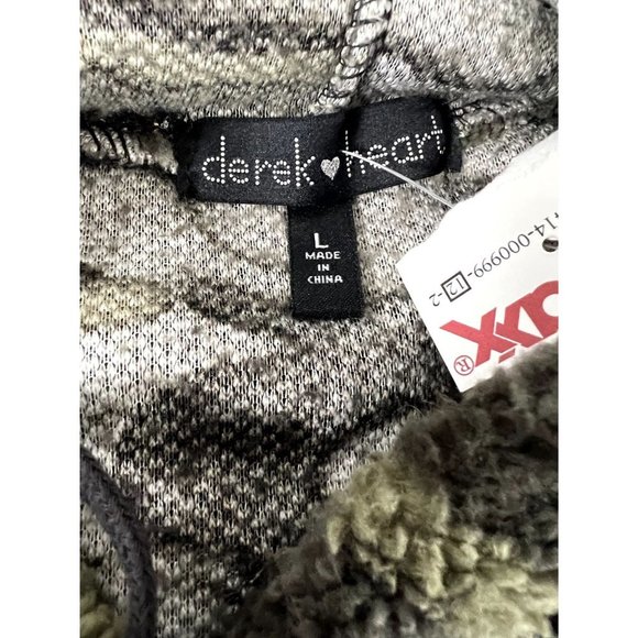 Derek Heart women's fleece hooded pullover, camoflauge print size L cropped NWT - Picture 6 of 9